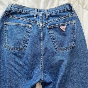 VINTAGE GUESS MOM JEANS ✨🦋